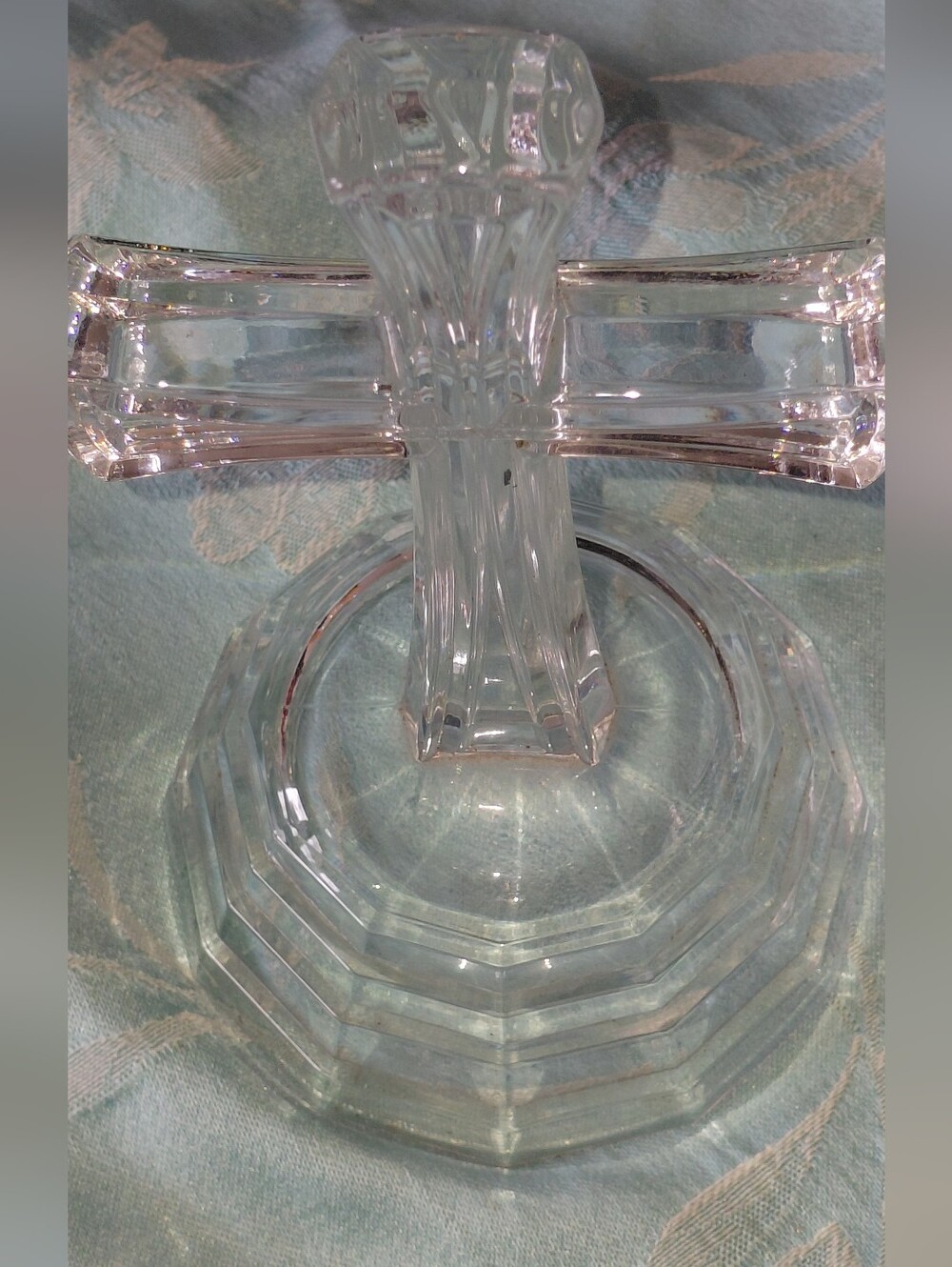 Clear Glass Cross Figurine - Picture 5 of 5